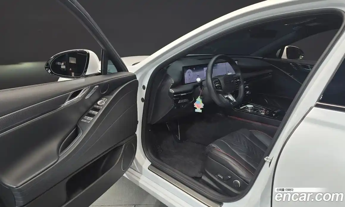 Genesis G80 2024 2.5 автомат (гидро), фото 13