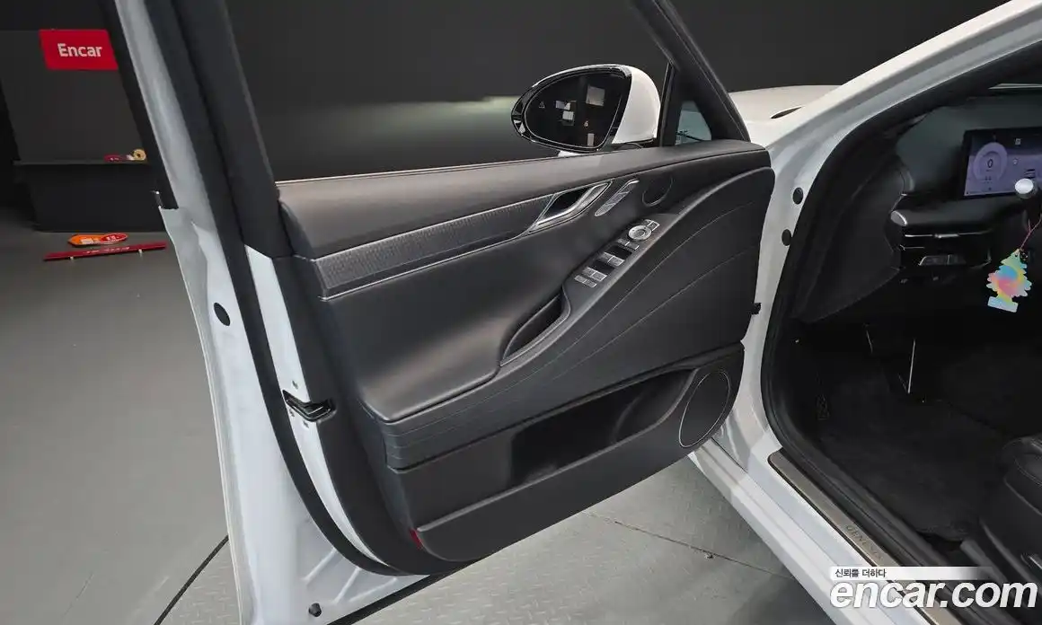 Genesis G80 2024 2.5 автомат (гидро), фото 14