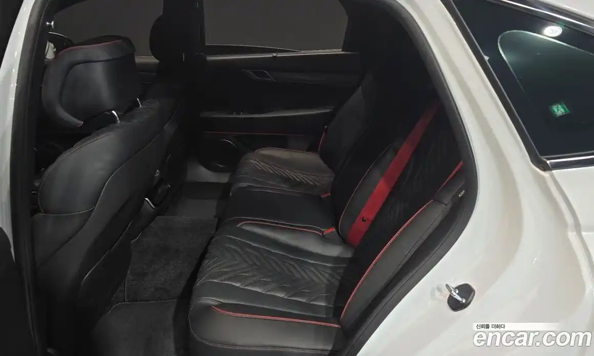 Genesis G80 2024 2.5 автомат (гидро), фото 17