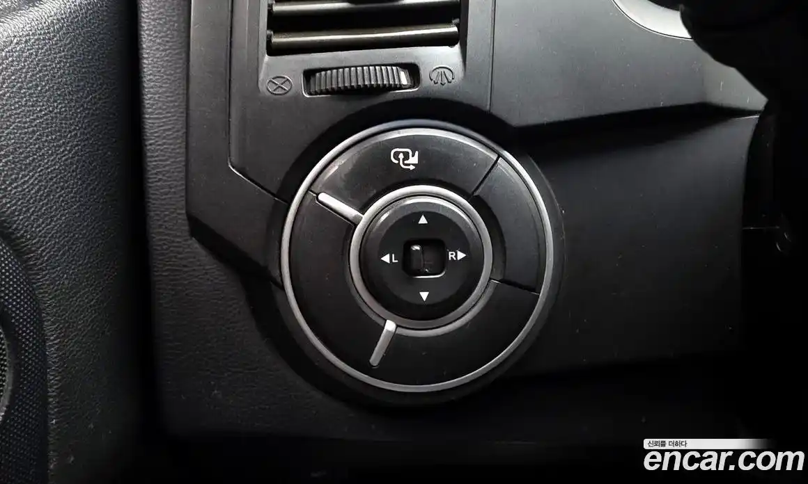 SsangYong Korando 2013 2.0 автомат (гидро), фото 19