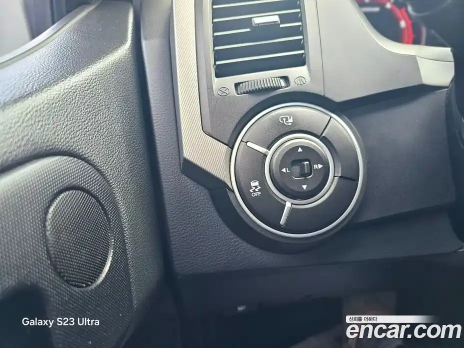 SsangYong Korando 2012 2.0 автомат (гидро), фото 14