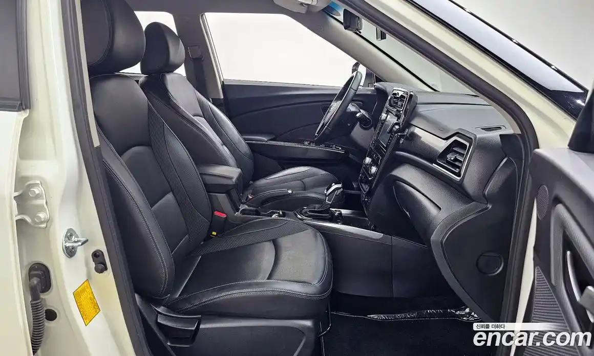 SsangYong TIBOLI 2020 1.5 автомат (гидро), фото 17