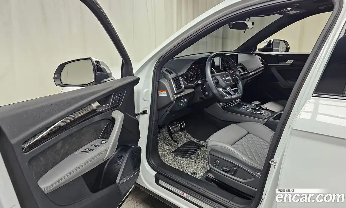 Audi SQ5 2020 3.0 автомат (гидро), фото 13