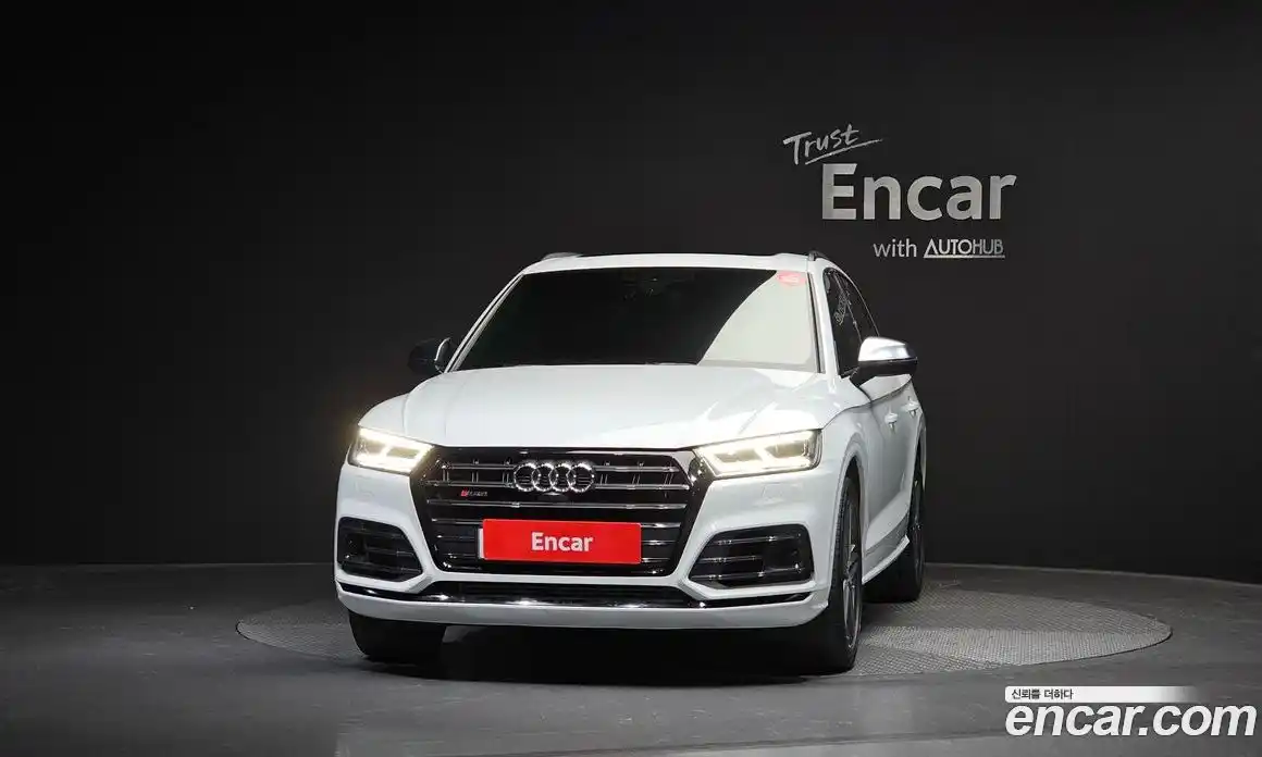 Audi SQ5 2020 3.0 автомат (гидро), фото 3