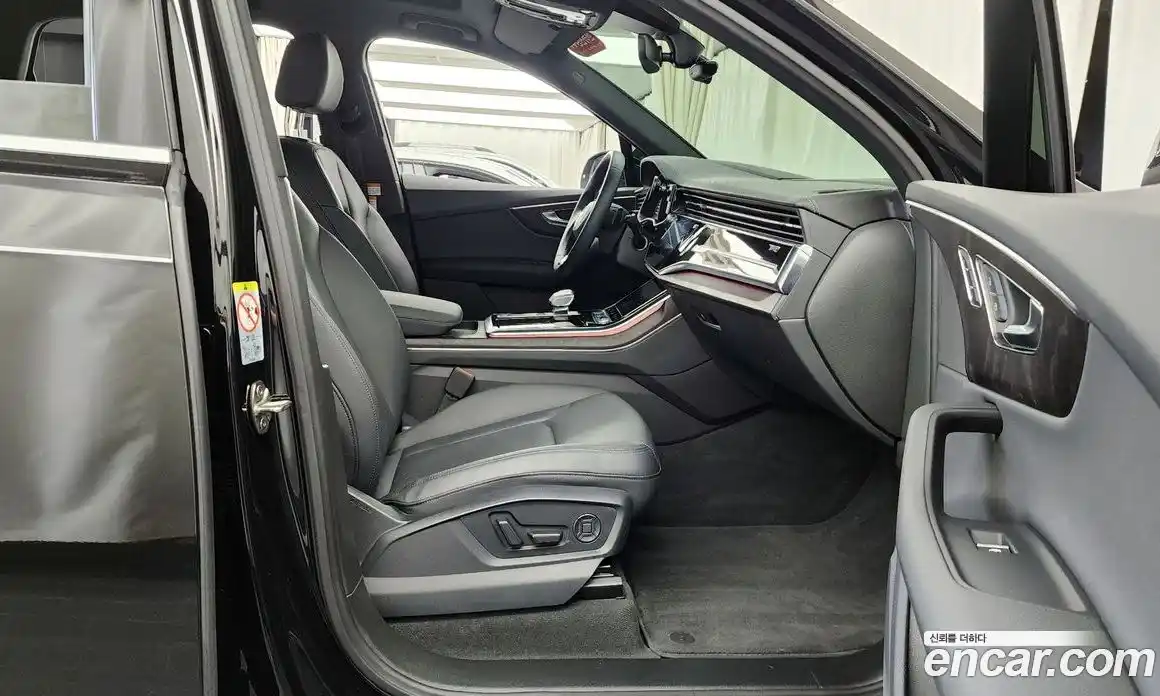 Audi Q7 2023 3.0 гидро, фото 16
