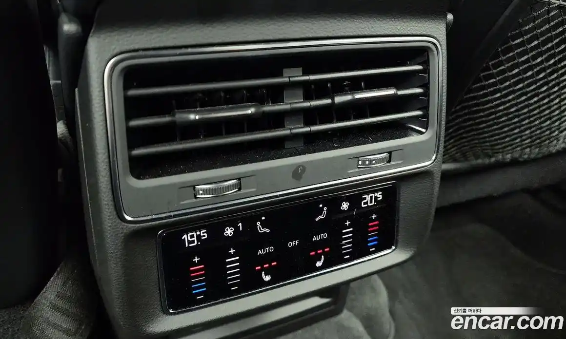 Audi Q7 2023 3.0 гидро, фото 24