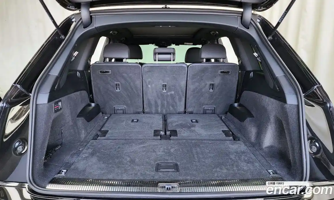 Audi Q7 2023 3.0 гидро, фото 25