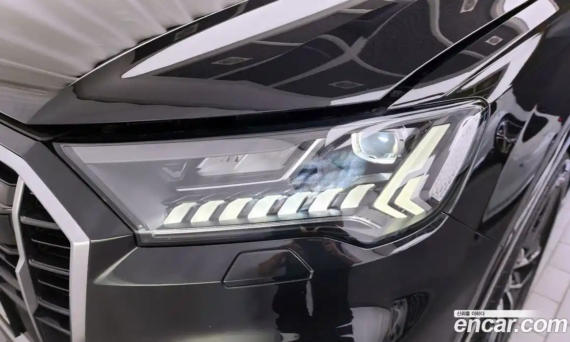 Audi Q7 2023 3.0 гидро, фото 7