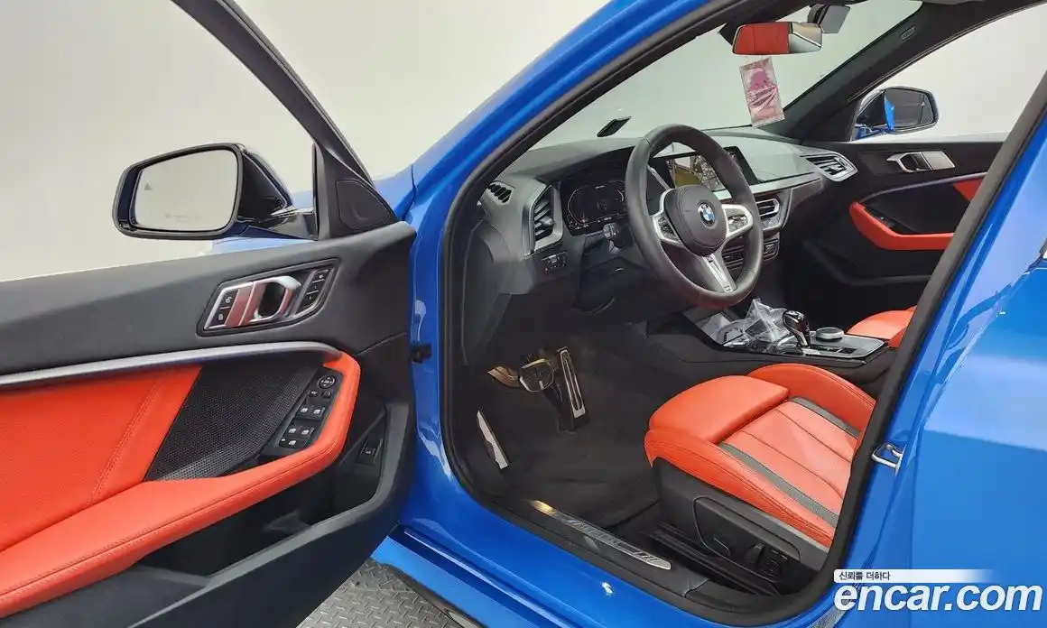 BMW 1 серия 2022 2.0 автомат (гидро), фото 12