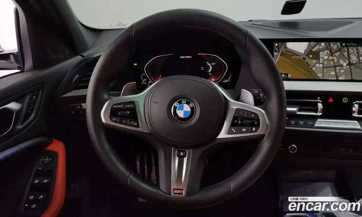 BMW 1 серия 2022 2.0 автомат (гидро), фото 18