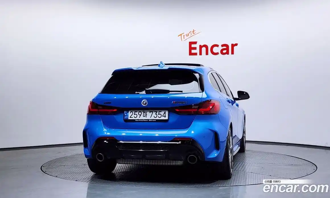 BMW 1 серия 2022 2.0 автомат (гидро), фото 3