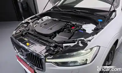 Volvo XC60 2021 2.0 автомат (гидро), миниатюра 5