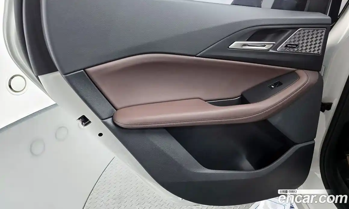 BMW 2-Series 2025 2.0 гидро, фото 15