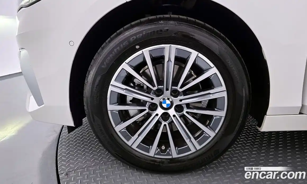 BMW 2-Series 2025 2.0 гидро, фото 5