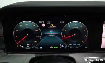 Mercedes-Benz E-Class 2021 2.0 гидро, миниатюра 8