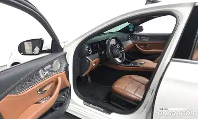 Mercedes-Benz E-Class 2021 2.0 гидро, миниатюра 10