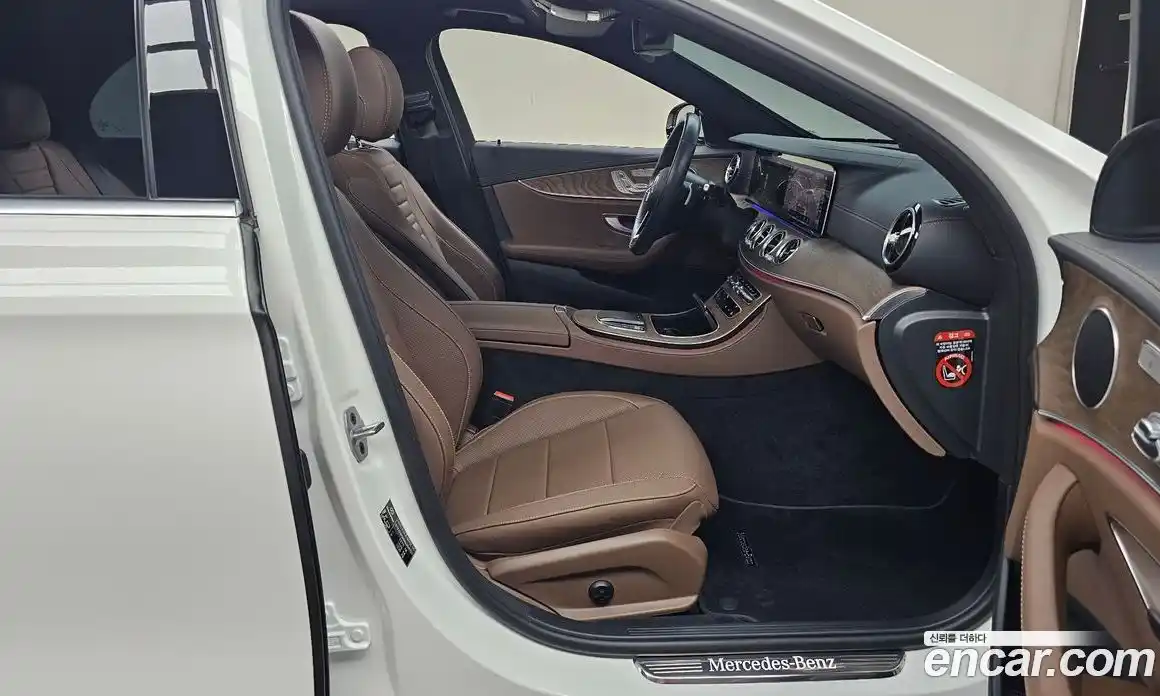 Mercedes-Benz E-Class 2021 2.0 гидро, фото 16