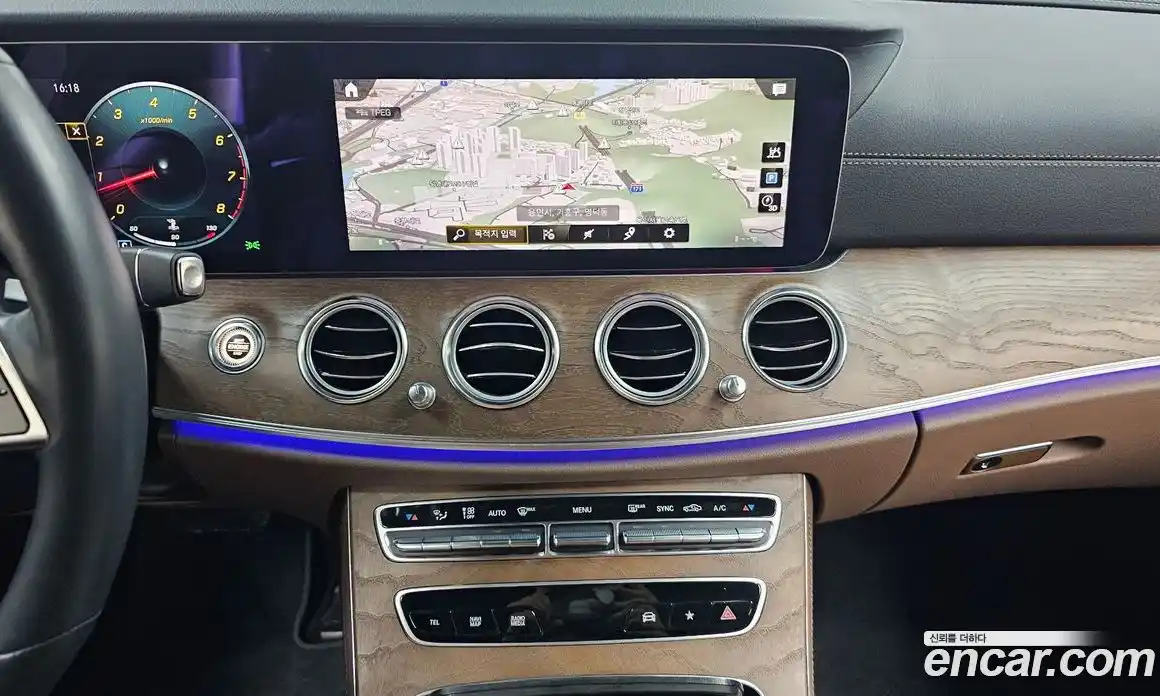 Mercedes-Benz E-Class 2021 2.0 гидро, фото 20