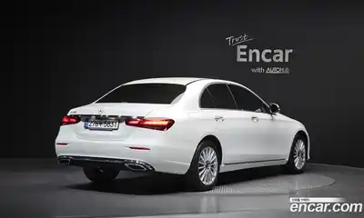 Mercedes-Benz E-Class 2021 2.0 гидро, миниатюра 2