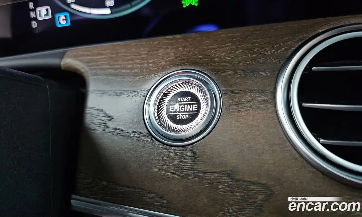 Mercedes-Benz E-Class 2021 2.0 гидро, фото 27