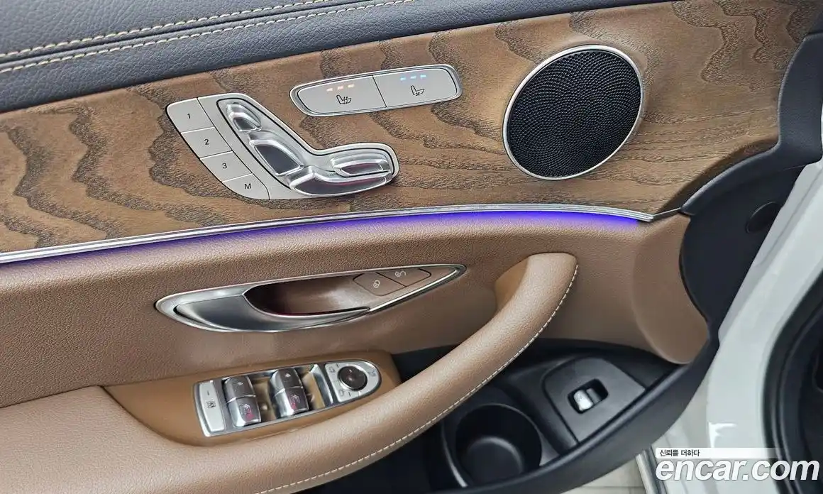 Mercedes-Benz E-Class 2021 2.0 гидро, фото 28