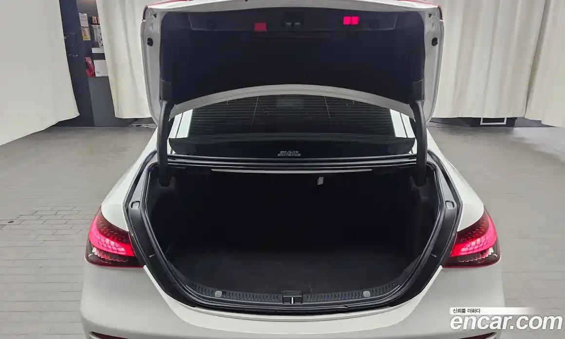 Mercedes-Benz E-Class 2021 2.0 гидро, фото 29