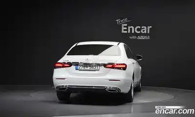 Mercedes-Benz E-Class 2021 2.0 гидро, миниатюра 4