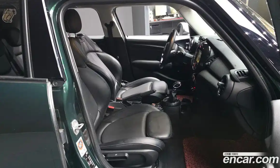Mini Cooper 2017 1.5 автомат (гидро), фото 11
