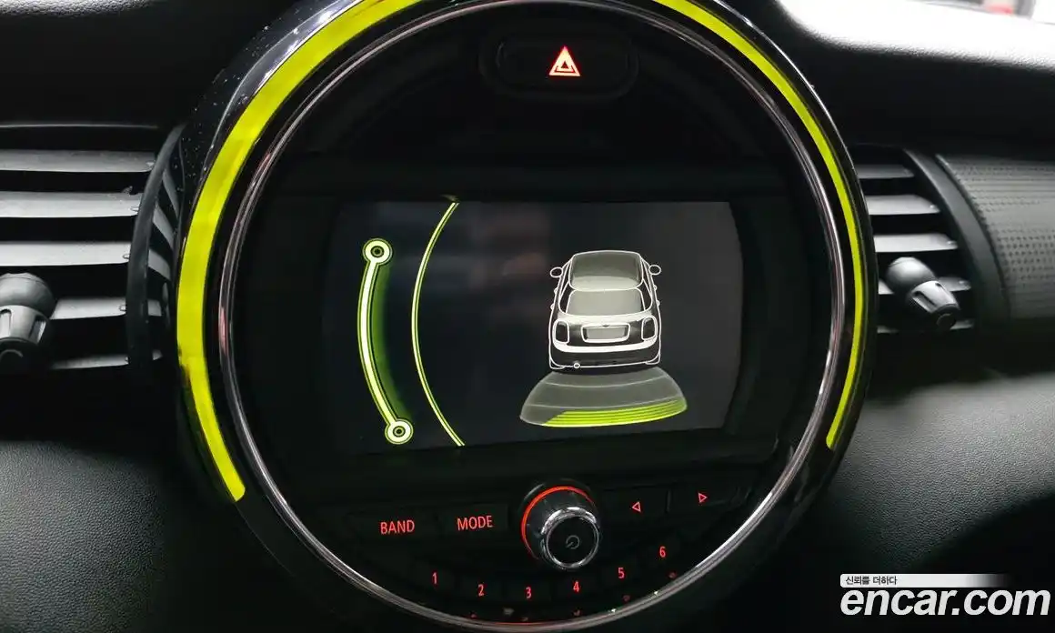 Mini Cooper 2017 1.5 автомат (гидро), фото 16