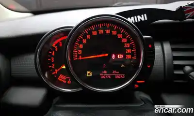 Mini Cooper 2017 1.5 автомат (гидро), миниатюра 8