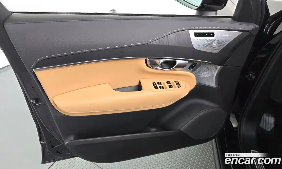 Volvo XC90 2024 2.0 автомат (гидро), фото 14