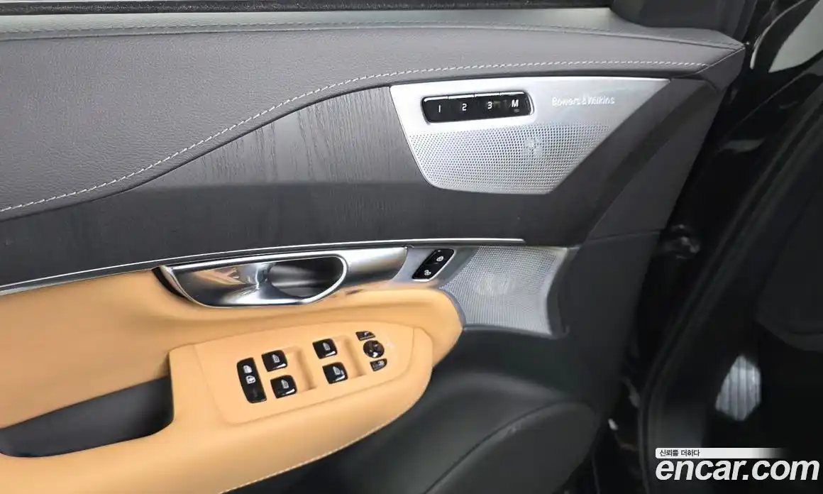 Volvo XC90 2024 2.0 автомат (гидро), фото 27