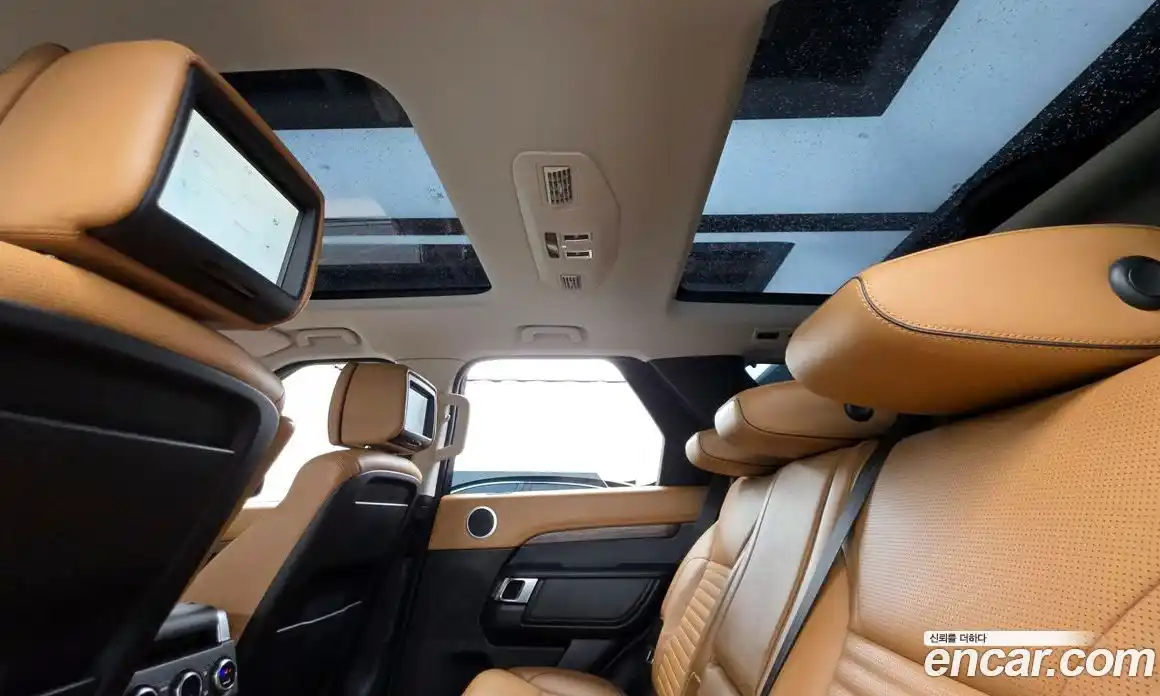 Land Rover Discovery 2019 3.0 автомат (гидро), фото 24