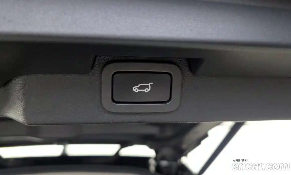 Land Rover Discovery 2019 3.0 автомат (гидро), фото 32