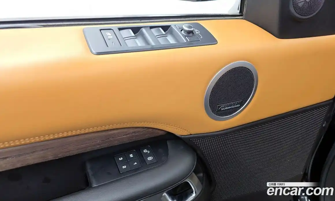 Land Rover Discovery 2019 3.0 автомат (гидро), фото 34