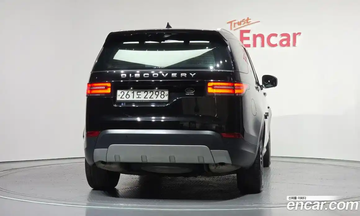 Land Rover Discovery 2019 3.0 автомат (гидро), фото 4