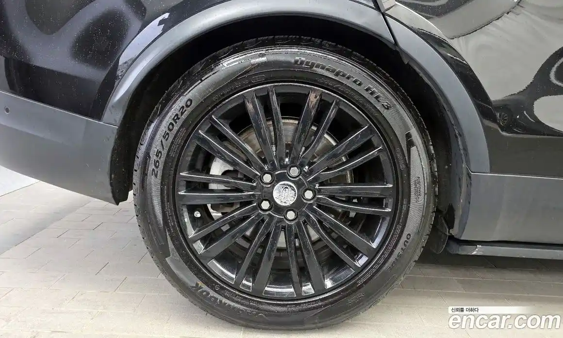 Land Rover Discovery 2019 3.0 автомат (гидро), фото 5