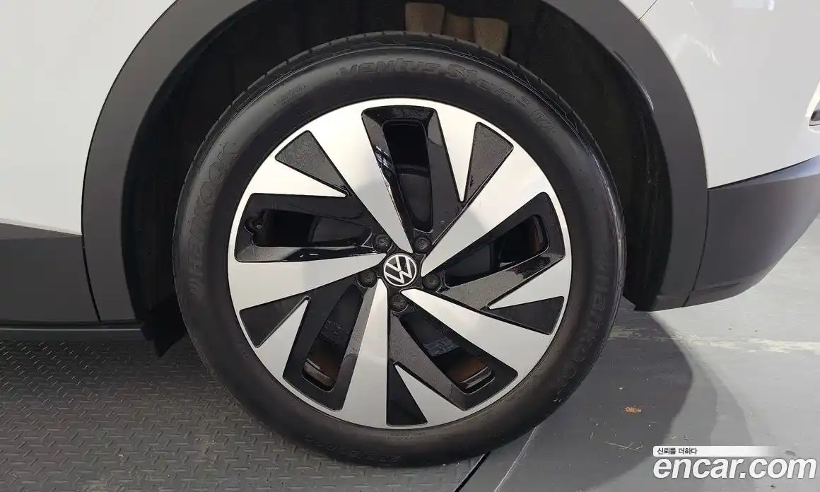 Volkswagen ID.4 2023 0.2 автомат (гидро), фото 7