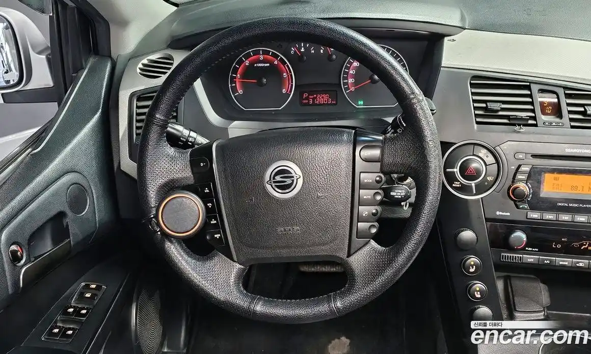 SsangYong Korando 2012 2.0 автомат (гидро), фото 14