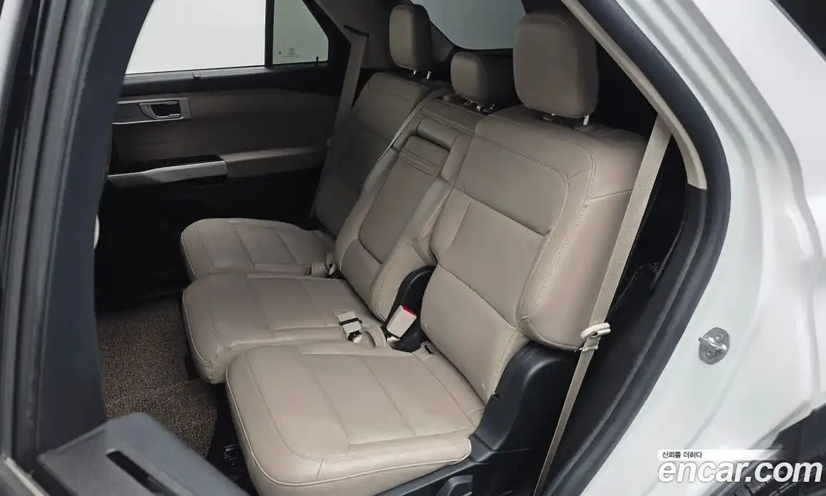 Ford Explorer 2023 2.3 автомат (гидро), фото 18