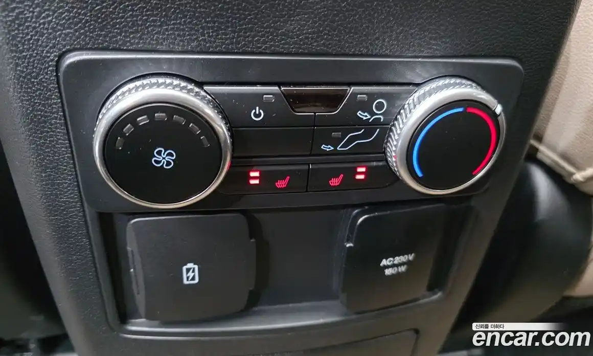 Ford Explorer 2023 2.3 автомат (гидро), фото 24