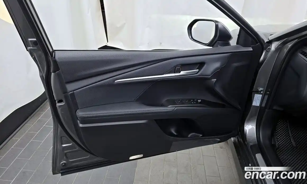 Toyota Camry 2025 2.5 гидро, фото 14