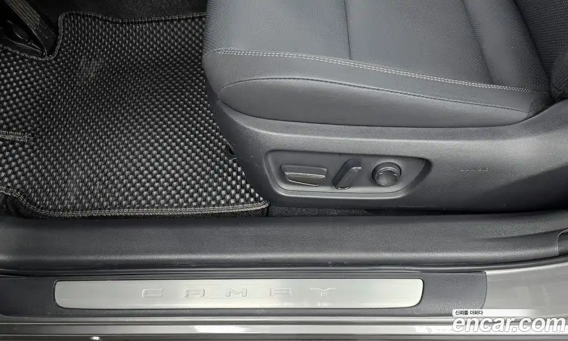 Toyota Camry 2025 2.5 гидро, фото 32