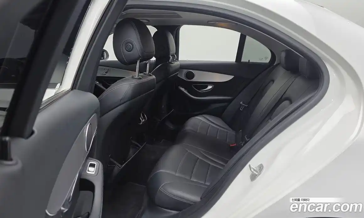 Mercedes-Benz C-Class 2015 2.1 гидро, фото 12 Mercedes-Benz C-Class 2015 2.1 гидро, фото 12