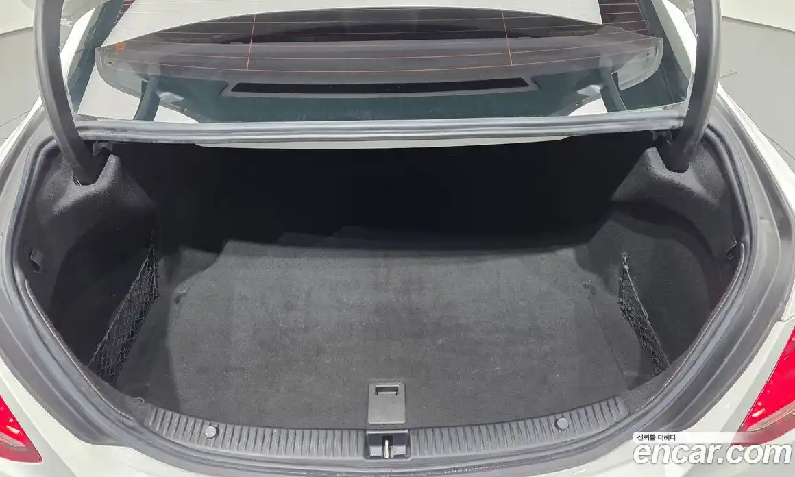Mercedes-Benz C-Class 2015 2.1 гидро, фото 17 Mercedes-Benz C-Class 2015 2.1 гидро, фото 17