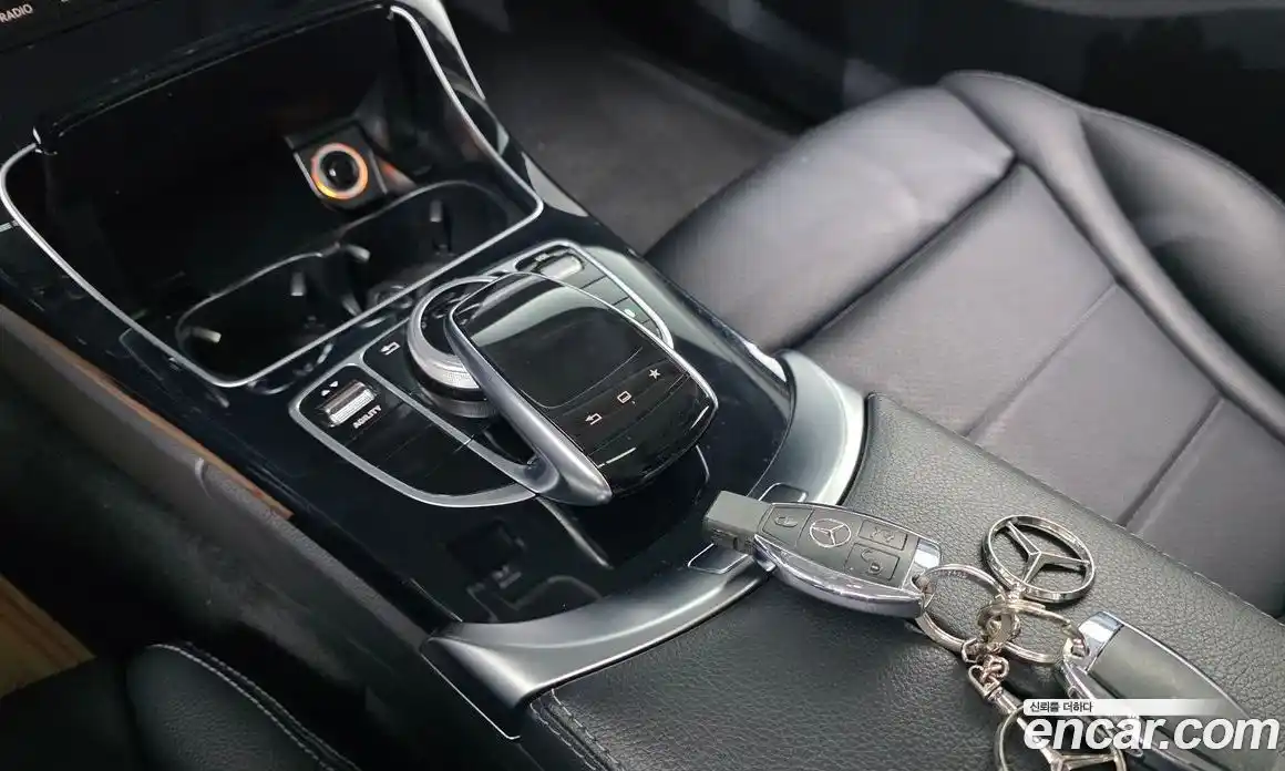 Mercedes-Benz C-Class 2015 2.1 гидро, фото 18 Mercedes-Benz C-Class 2015 2.1 гидро, фото 18