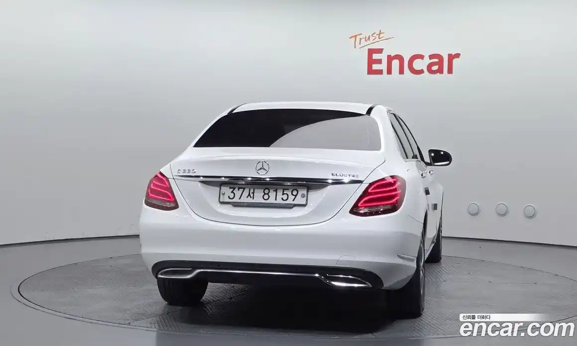Mercedes-Benz C-Class 2015 2.1 гидро, фото 4 Mercedes-Benz C-Class 2015 2.1 гидро, фото 4