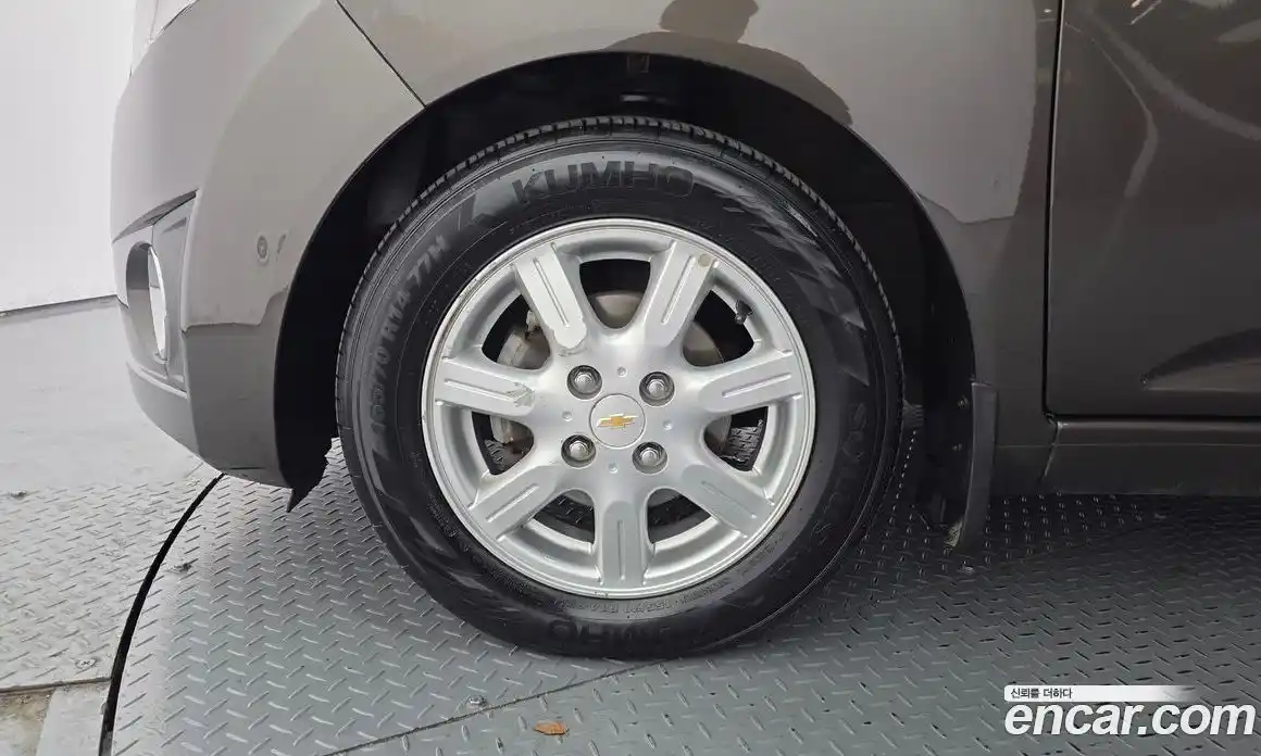 Chevrolet Spark 2012 1.0 автомат (гидро), фото 5