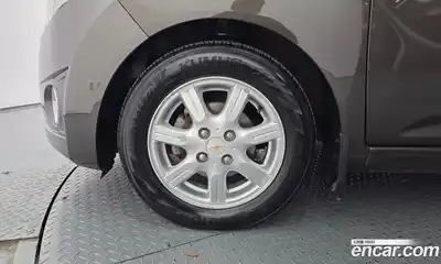 Chevrolet Spark 2012 1.0 автомат (гидро), миниатюра 5