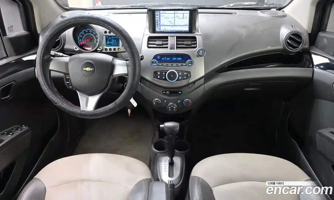Chevrolet Spark 2012 1.0 автомат (гидро), фото 7